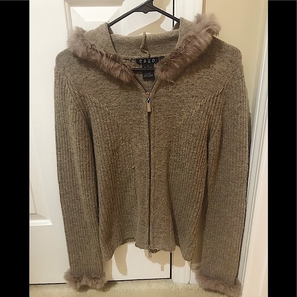 Dolce Cabo Other - 🆕HOST🎉PICK/CABO BOUTIQUE BRAND BEAUTIFUL SWEATER ZIP UP WITH FAUX FUR SOO SOFT